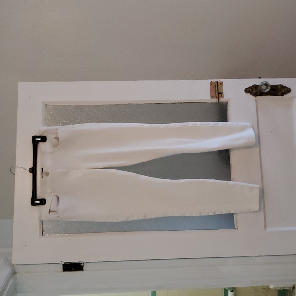 W HBM the skinny size 8 long white dress pants
